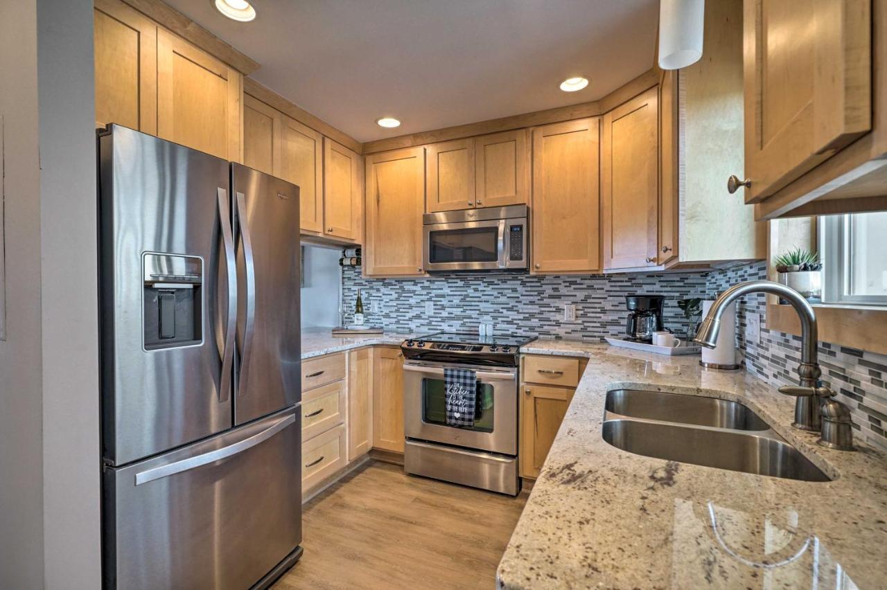 Beachfront Condo With Unobstructed Ocean Views! オーク・アイランド エクステリア 写真